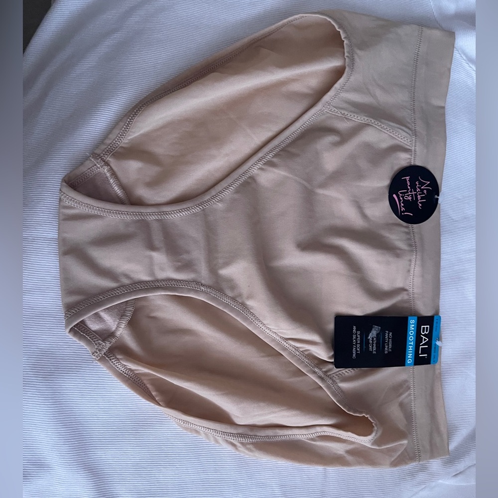 Bundle of 4 2x Panties, - Picture 8 of 9
